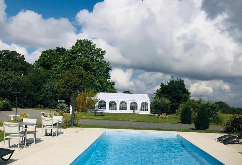 בית מלון כפרי Hôtel Particulier Château Des Marais Proximité Et Vue Sur Le Lac De Grand Lieu