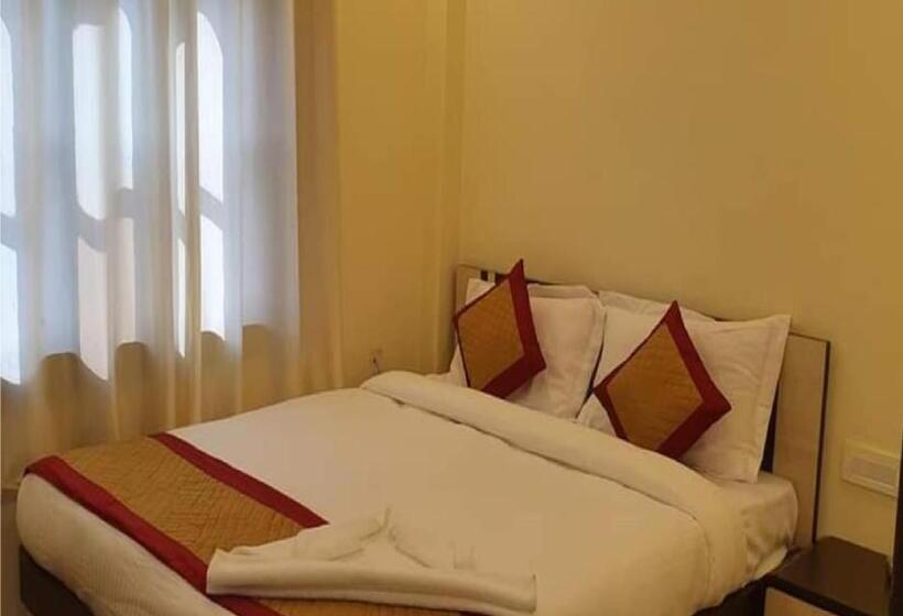 فندق Gokul Raj By Wb S