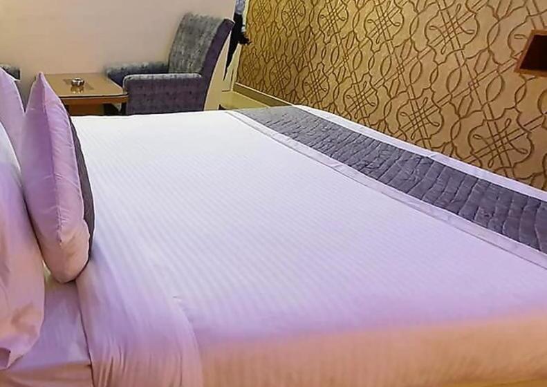 فندق Gokul Raj By Wb S