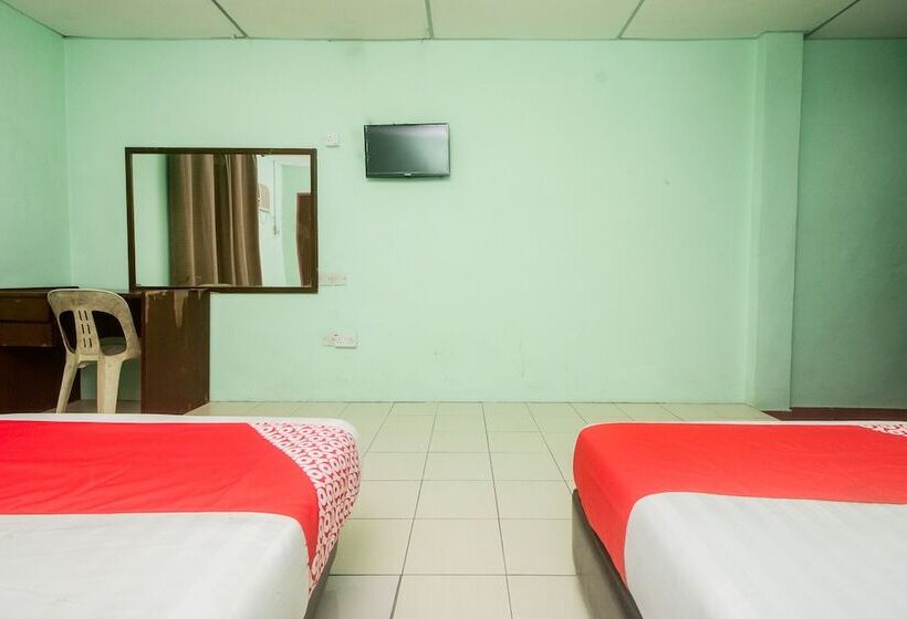 هتل Oyo 90124 Payang Puri Baru