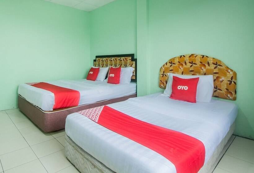 هتل Oyo 90124 Payang Puri Baru