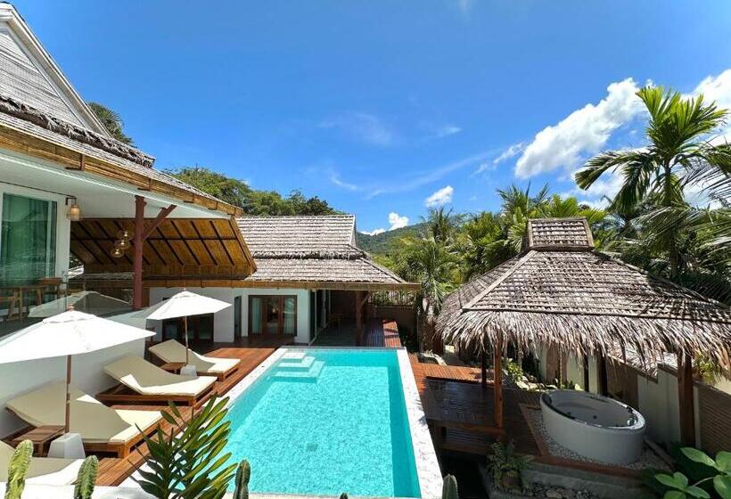 پانسیون Baan Phuvara Retreat   Romantic Jacuzzi Mountain View Villas