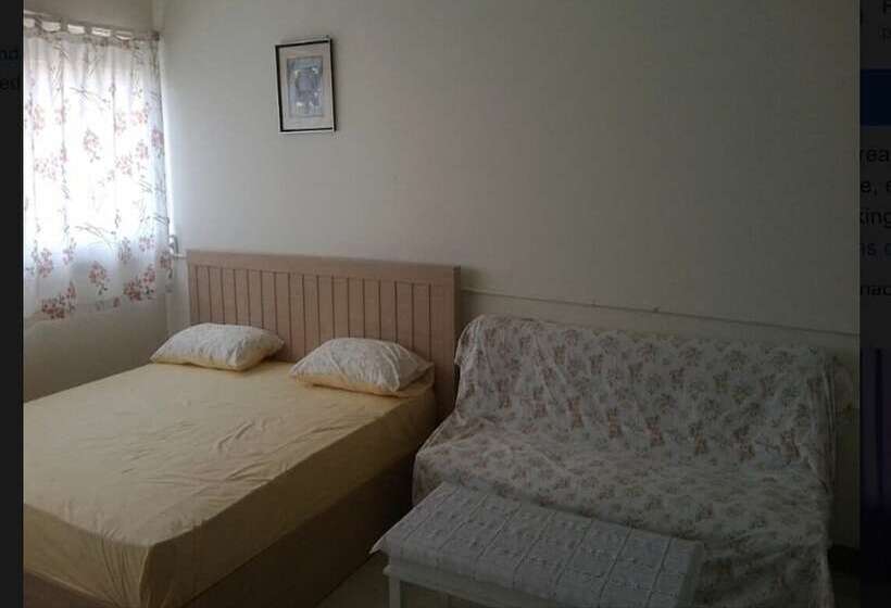 پانسیون Room In Guest Room   Chan Kim Don Mueang Guest House, Free Parking Space And Free Wifi