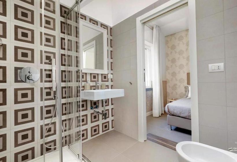 تختخواب و صبحانه La Cassarmonica Guest House
