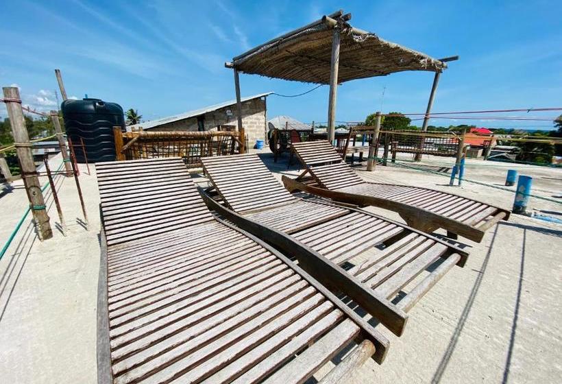 ベッドアンドブレックファースト Village Hostel