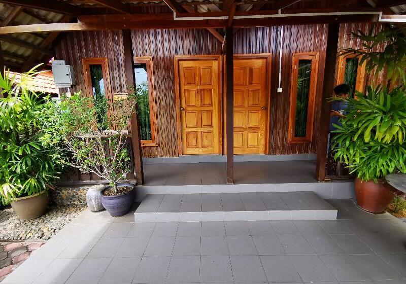 酒店 Oyo 90038 Dalyla Inn Chalet