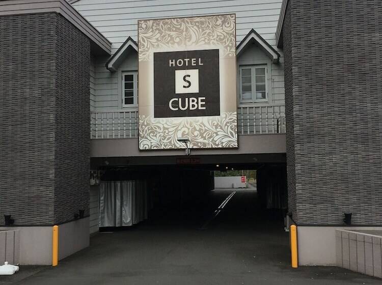 Отель S Cube
