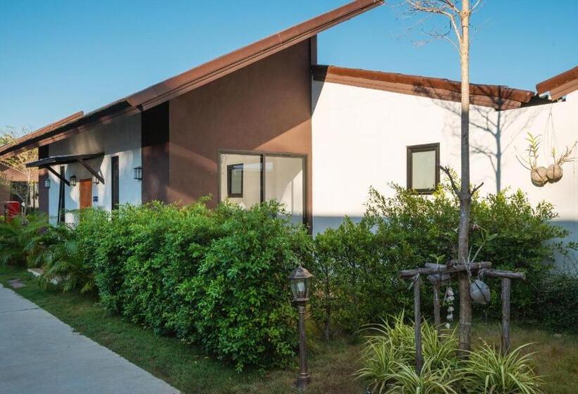هتل Thames Tara Private Pool Villa Rawai Phuket   Sha Extra Plus