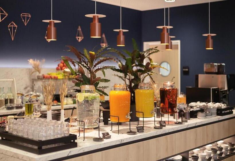 호텔 Holiday Inn   The Niu, Kettle Stuttgart Vaihingen, An Ihg