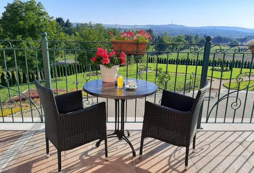 فندق Villa Della Rosa