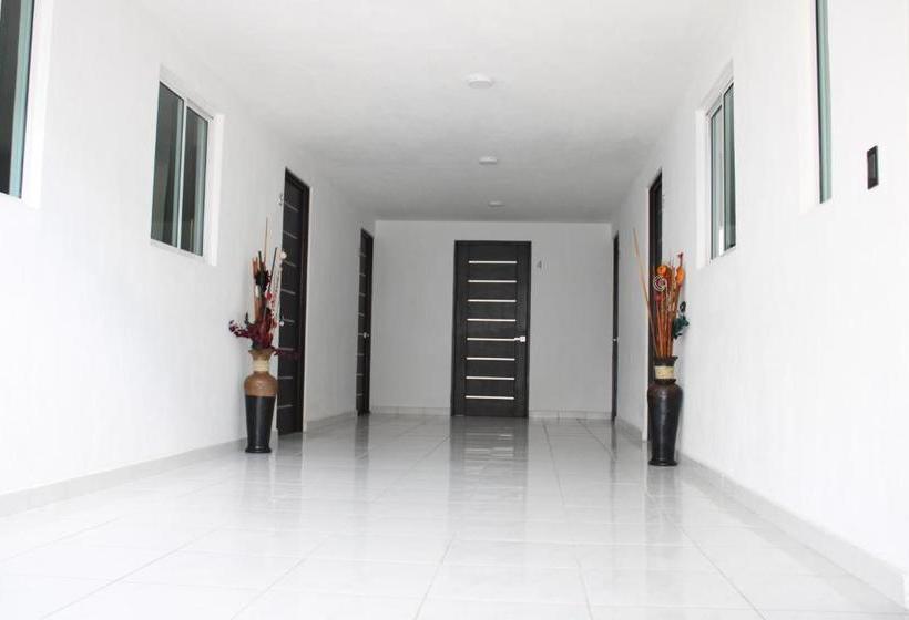 فندق Hostal Vittoria