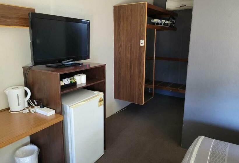 فندق على الطريق Palm And Pawn Motor Inn