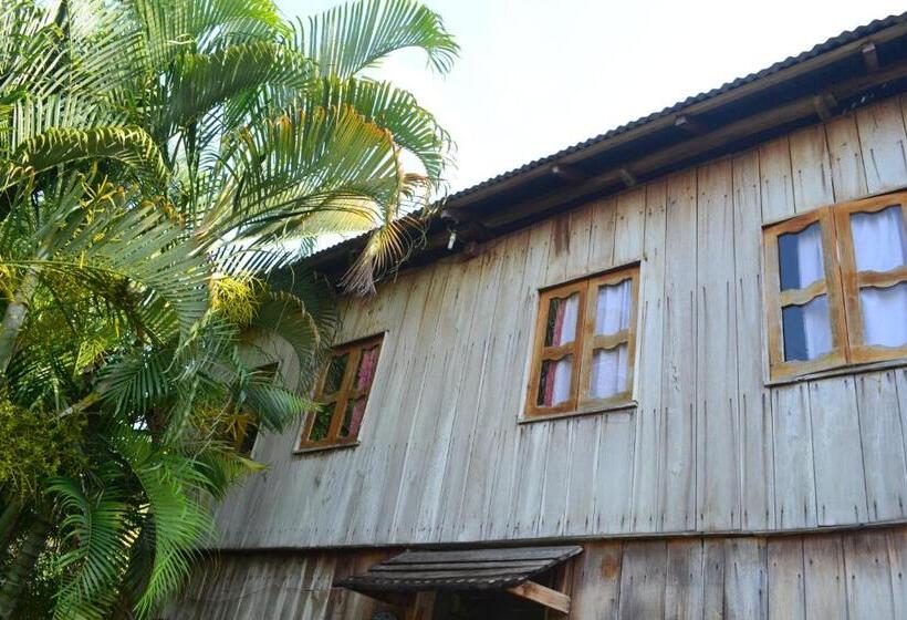 فندق صغير Posada Los Reyecitos