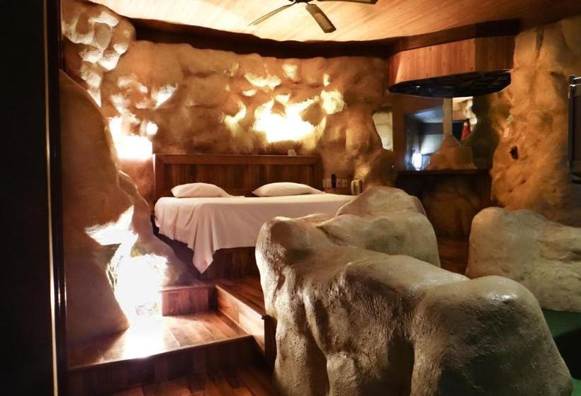 El Gran Marques Hotel/motel