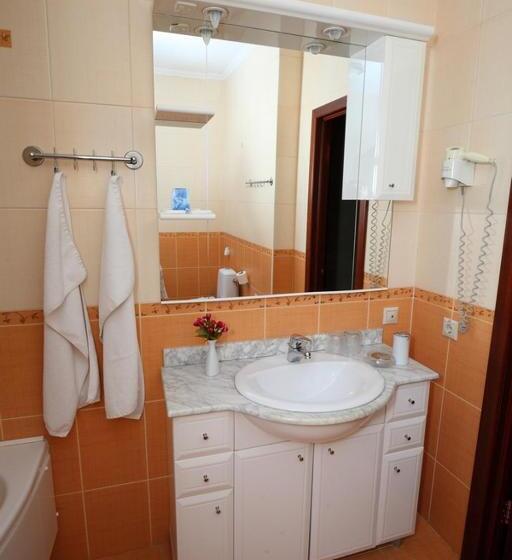 فندق Medzhybozhskiy Zamok