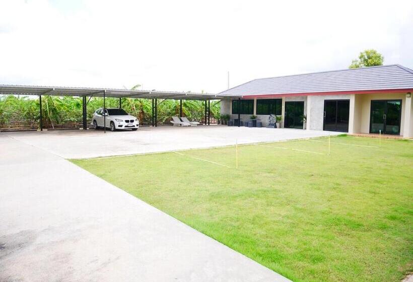 Tinna Resort
