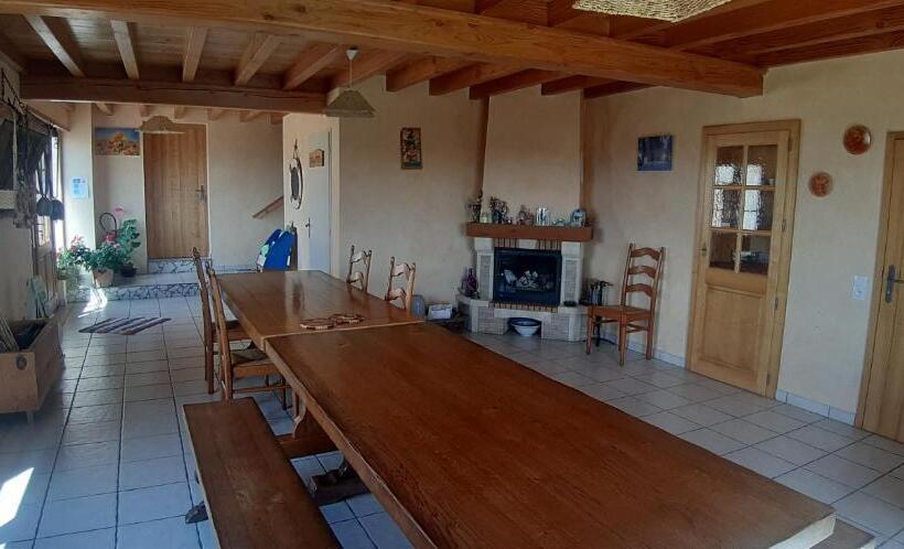 مبيت وإفطار La Ferme Du Bouton D Or