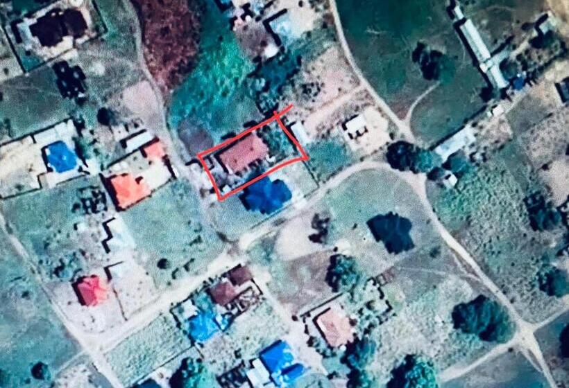 Beswahilid B & B