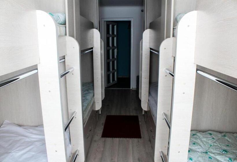 Hostel Zolota Nyva