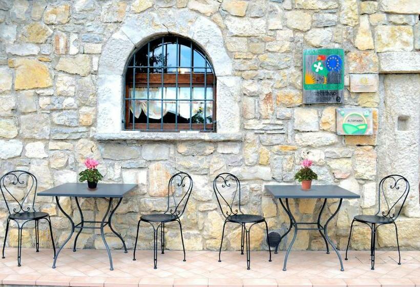 ホテル Agriturismo Dell'altopiano