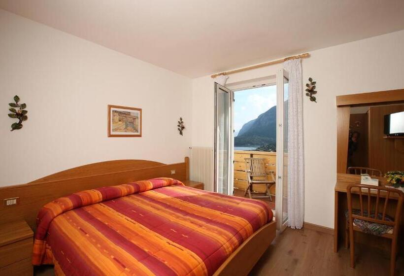 فندق Garnì Villanova