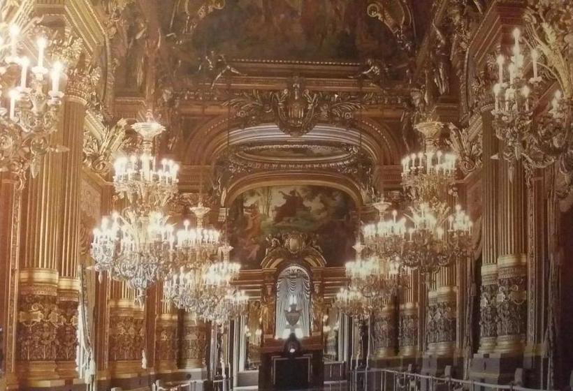 בית מלון כפרי Om