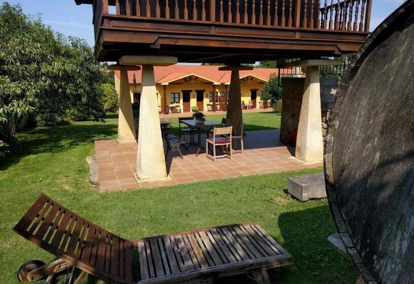 هتل Rural La Corolla