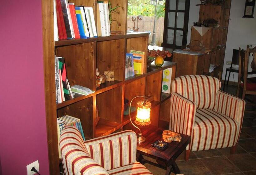 هتل Rural La Corolla