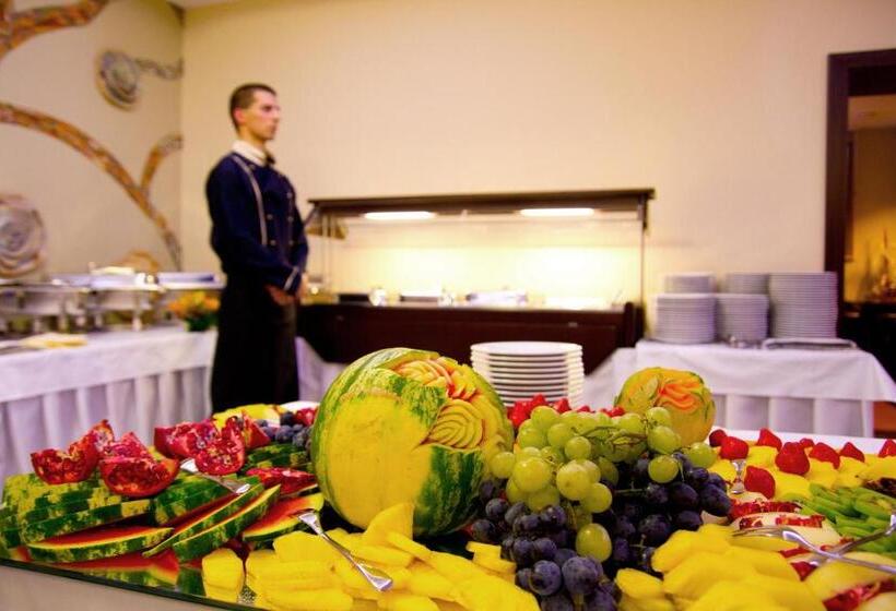 ホテル & Wellness Lesanka