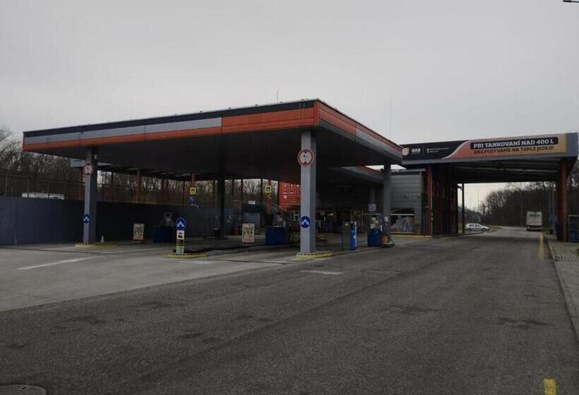 모텔 Gas Truck Centrum