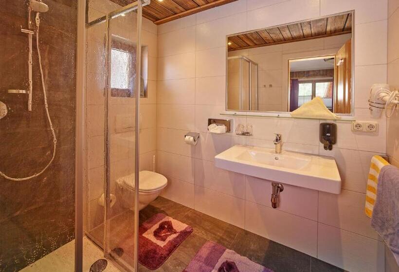 پانسیون Haus Erbhof