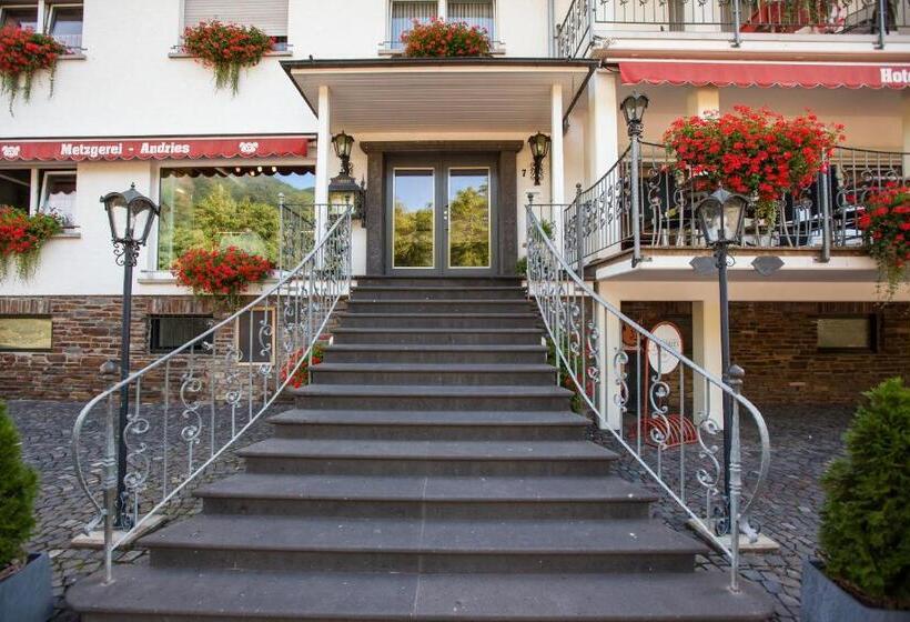 ペンション Metzgerei Moselgasthof Andries