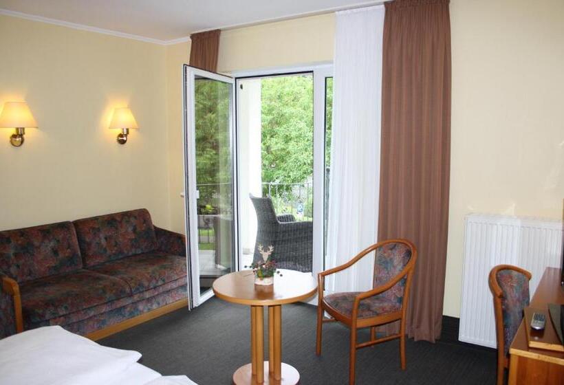 ペンション Metzgerei Moselgasthof Andries