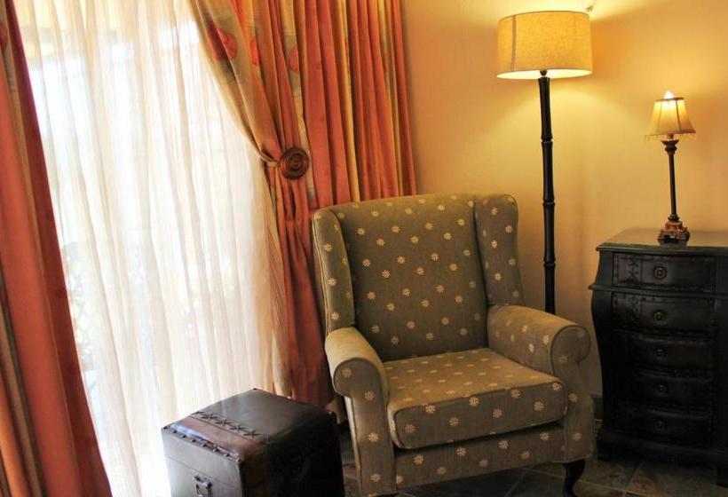 פנסיון Waterfront Guest House