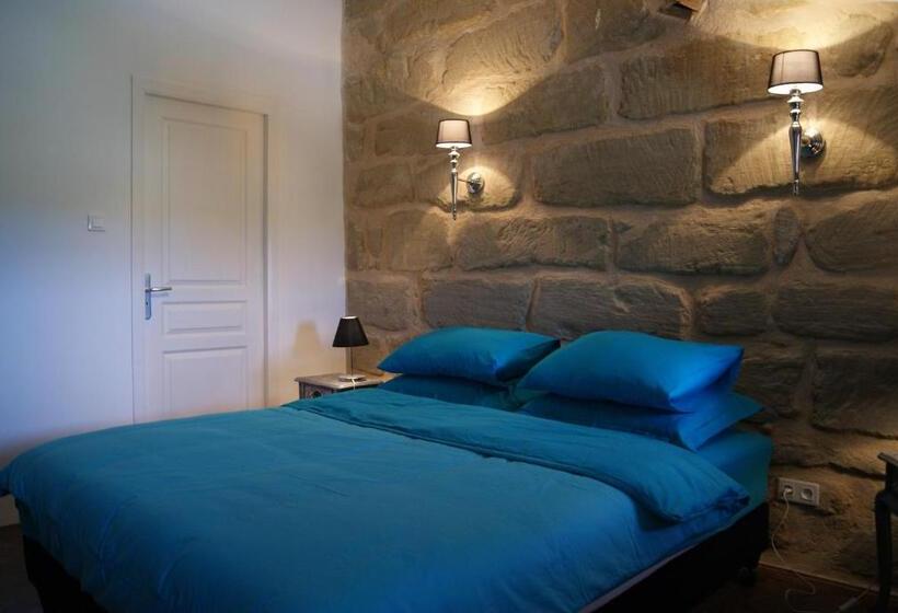 Vandenbeld Wines B&b