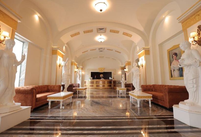 ホテル Clarion Inn Indore