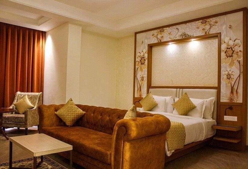ホテル Clarion Inn Indore