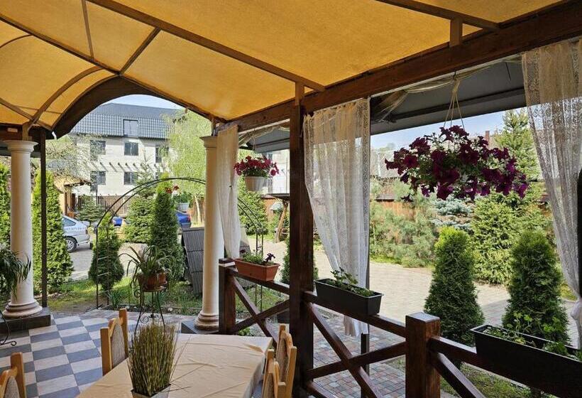 הוסטל Minihotel Zolotoe Runo