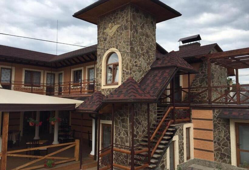 הוסטל Minihotel Zolotoe Runo