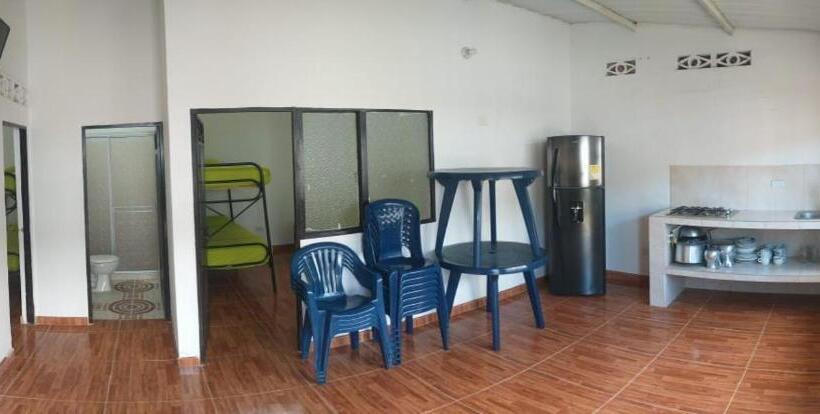 هتل Centro Vacacional Los Pijaos