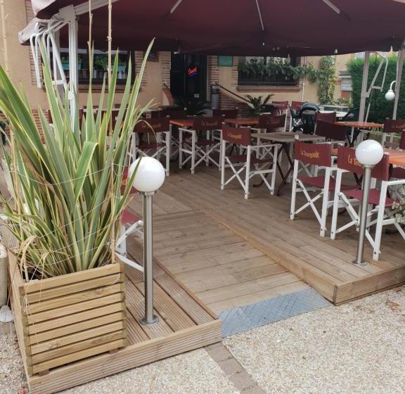 酒店 Je Résilie Mon Contrat Avec Booking Car J Ai Vendu Mon Etablisement J Ai Pas Pu Avoir Une Personne A