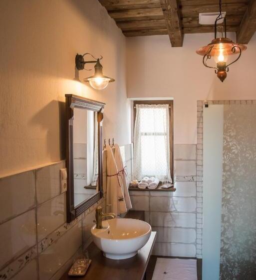 ホテル Zsindelyes Cottage
