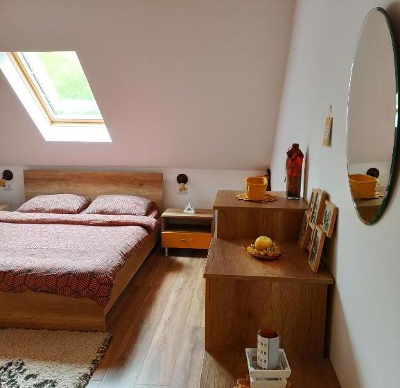 بنسيون Casa Lucia