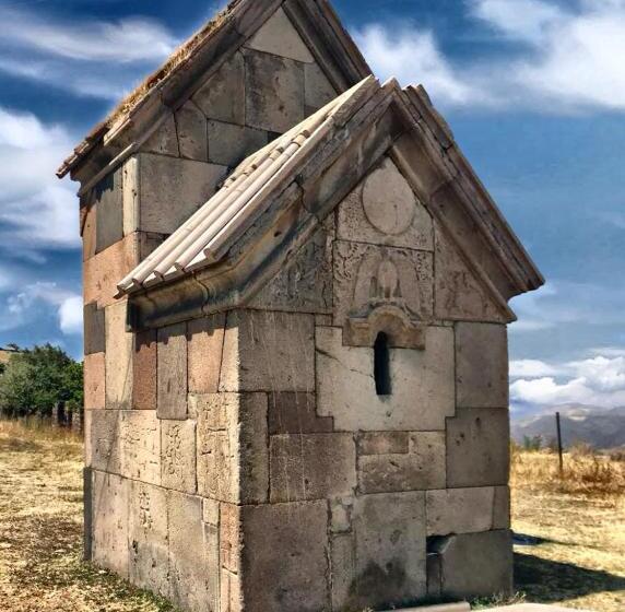 پانسیون Gomkers Guest House