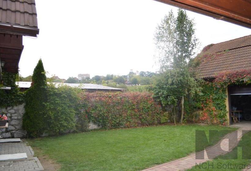 ペンション La Mos Pavel