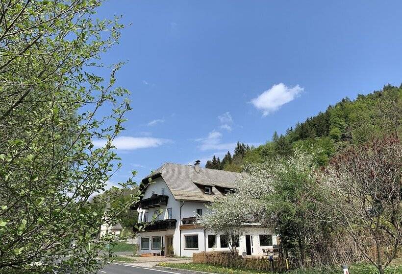 Bed and Breakfast Bergbude