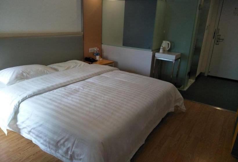 ホテル 7days Inn Chuzhou Mingguang Sports Road Huijin Plaza Branch