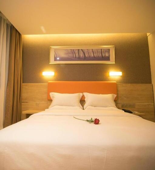 Otel 7days Premium Yizhou Train Staiton Branch