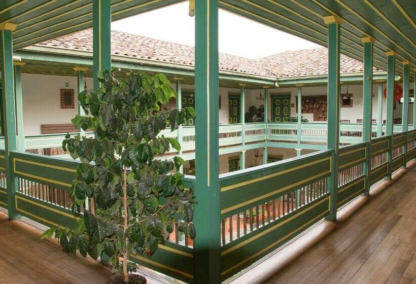 Hotel Calima