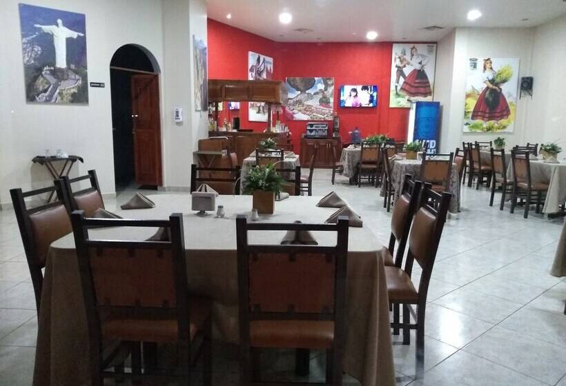 فندق Jiménez Plaza